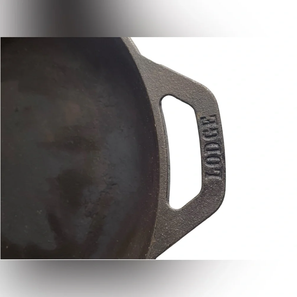 Lodge Cast Iron Skillet Frying Pan 10.25